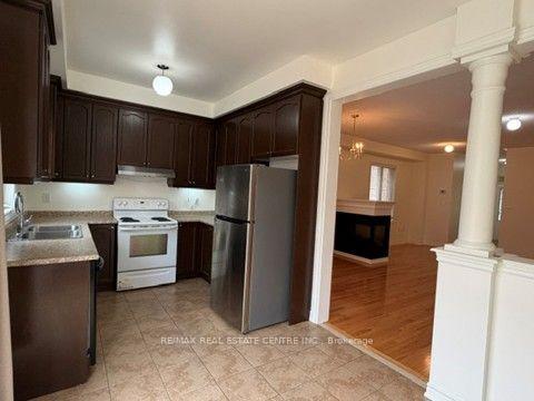 Photo 11 of 759 Asleton Boulevard, Milton, Willmott — HOMEH