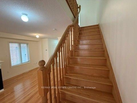 Photo 13 of 759 Asleton Boulevard, Milton, Willmott — HOMEH