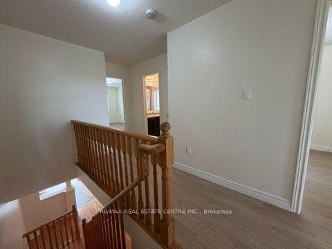 Photo 14 of 759 Asleton Boulevard, Milton, Willmott — HOMEH