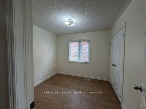 Photo 22 of 759 Asleton Boulevard, Milton, Willmott — HOMEH