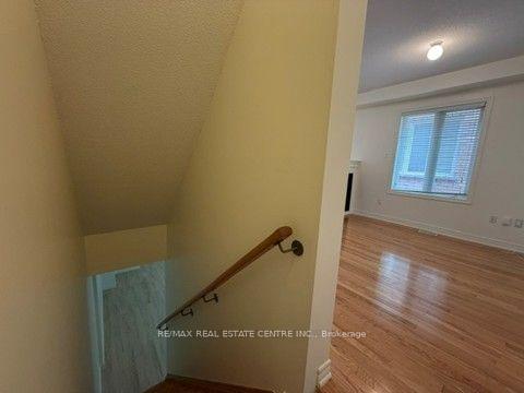 Photo 26 of 759 Asleton Boulevard, Milton, Willmott — HOMEH