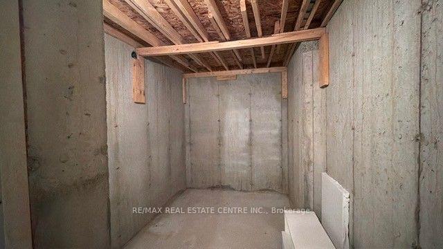 Photo 32 of 759 Asleton Boulevard, Milton, Willmott — HOMEH