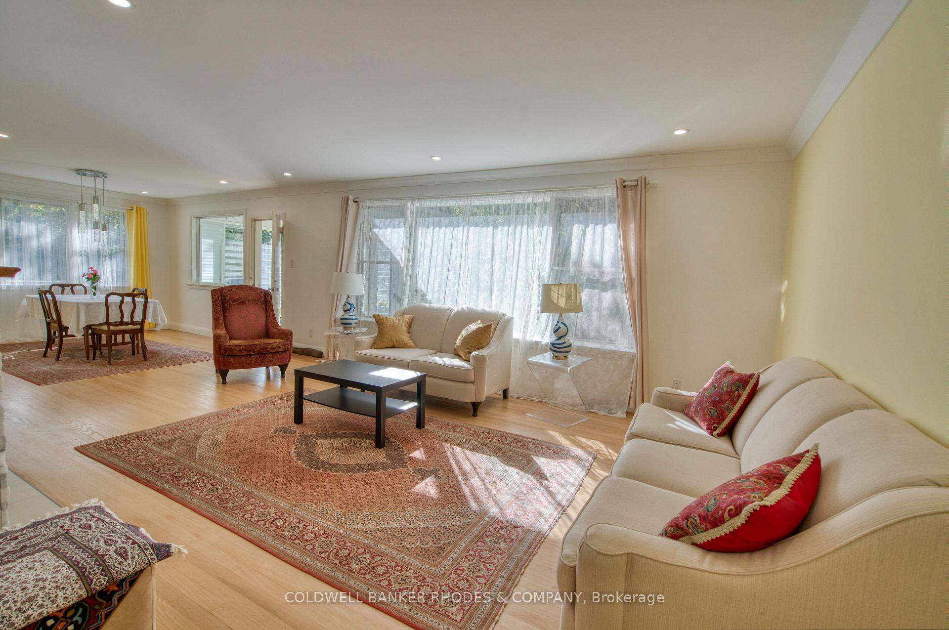 Photo 5 of 60 Mariposa Avenue, Ottawa, Rockcliffe — HOMEH