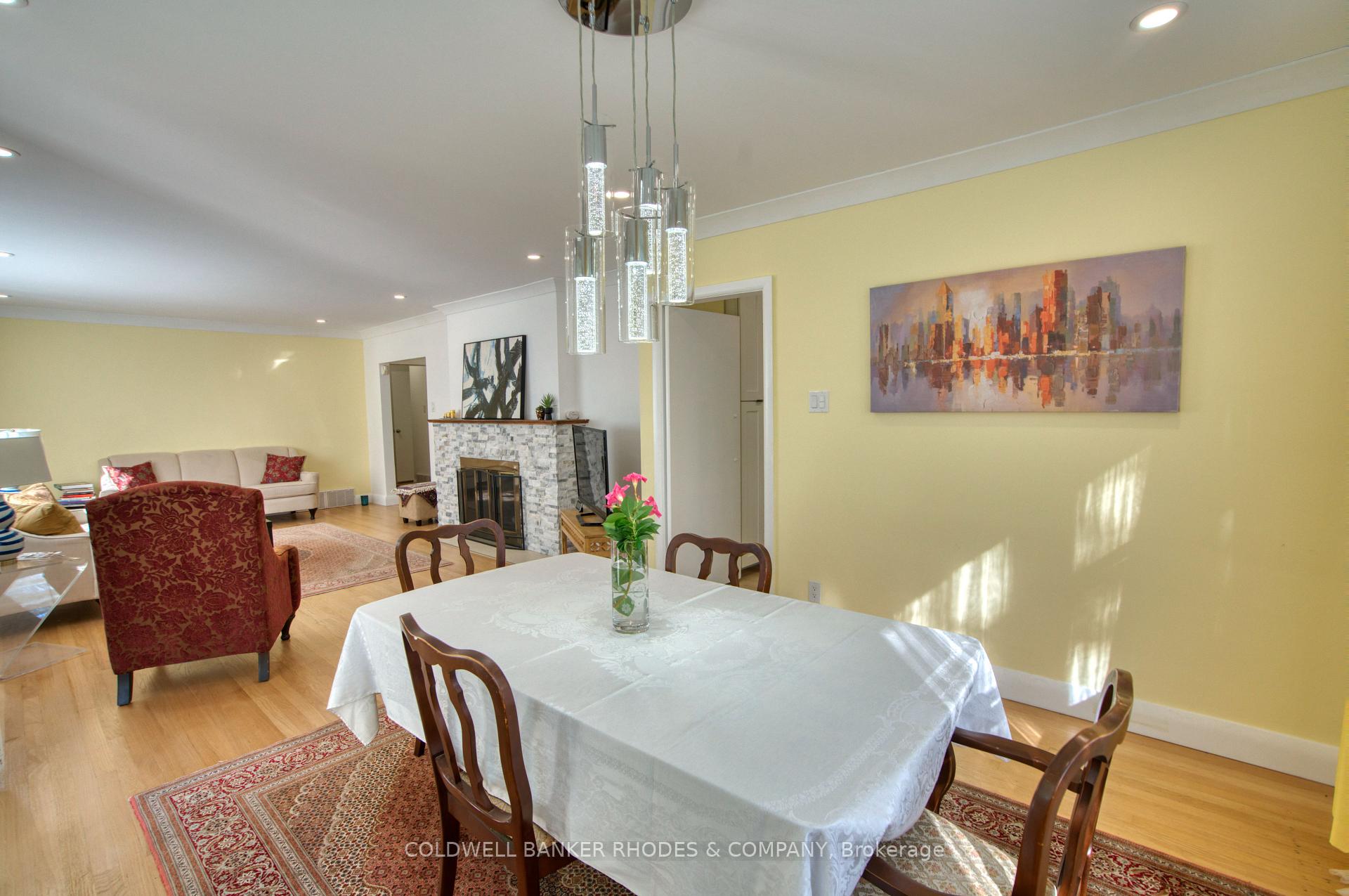 Photo 8 of 60 Mariposa Avenue, Ottawa, Rockcliffe — HOMEH