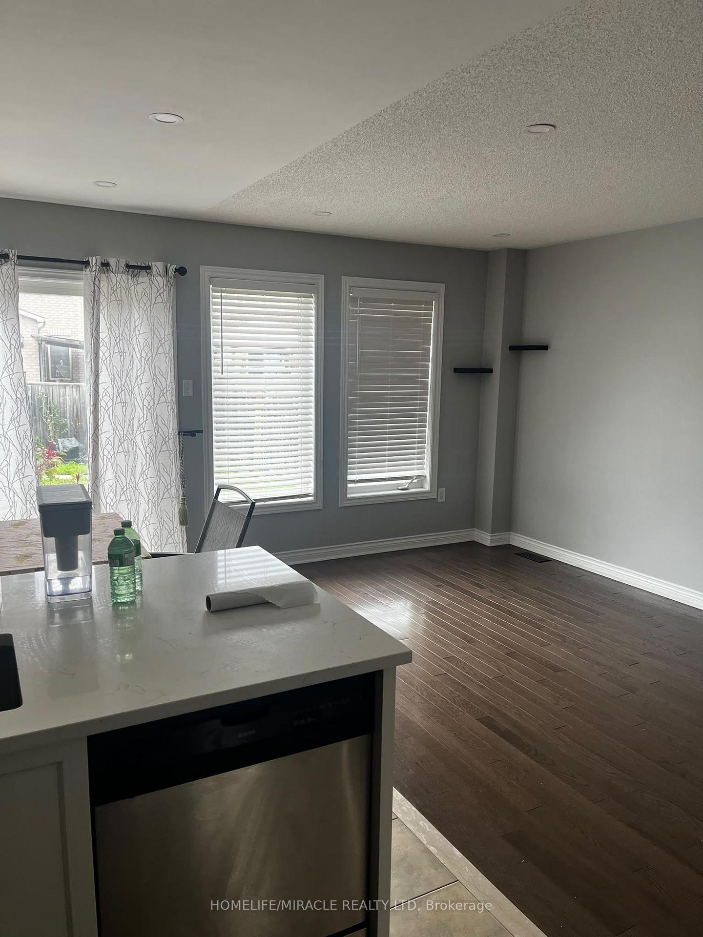 Photo 3 of 12 Gateway Court, Whitby, Taunton North — HOMEH