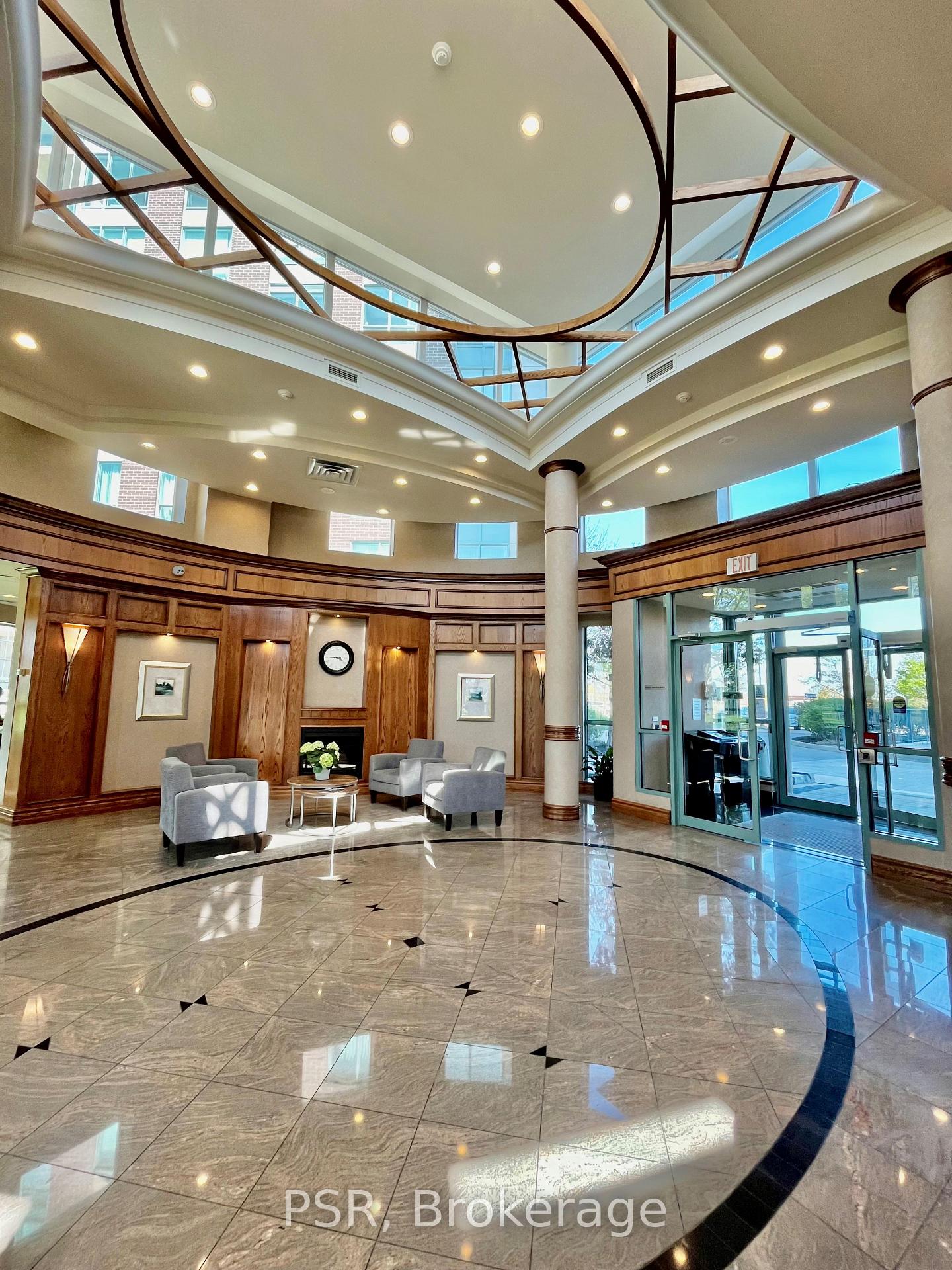 Photo 5 of Unit PH10, 4889 Kimbermount Avenue, Mississauga, Central Erin Mills — HOMEH