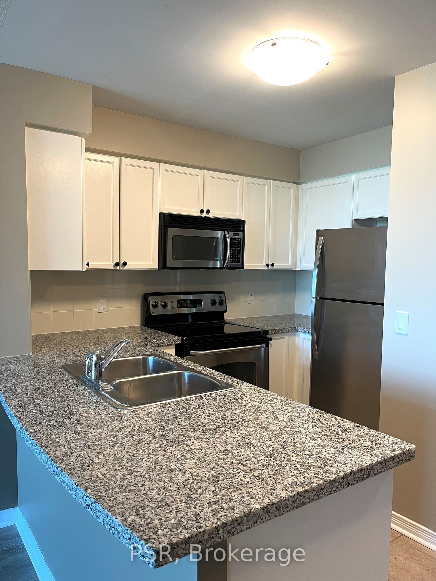 Photo 8 of Unit PH10, 4889 Kimbermount Avenue, Mississauga, Central Erin Mills — HOMEH
