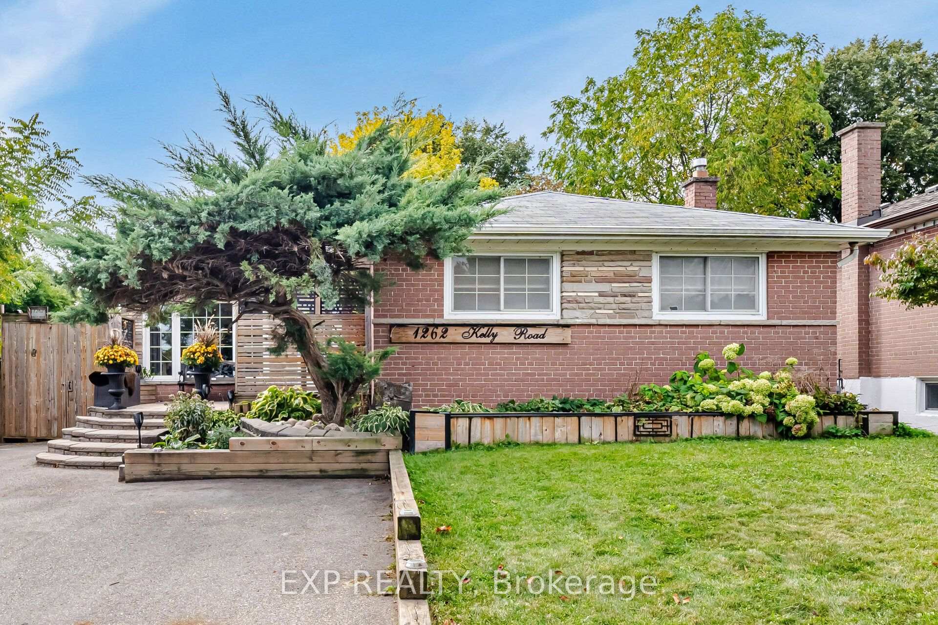 Photo of 1262 Kelly Road