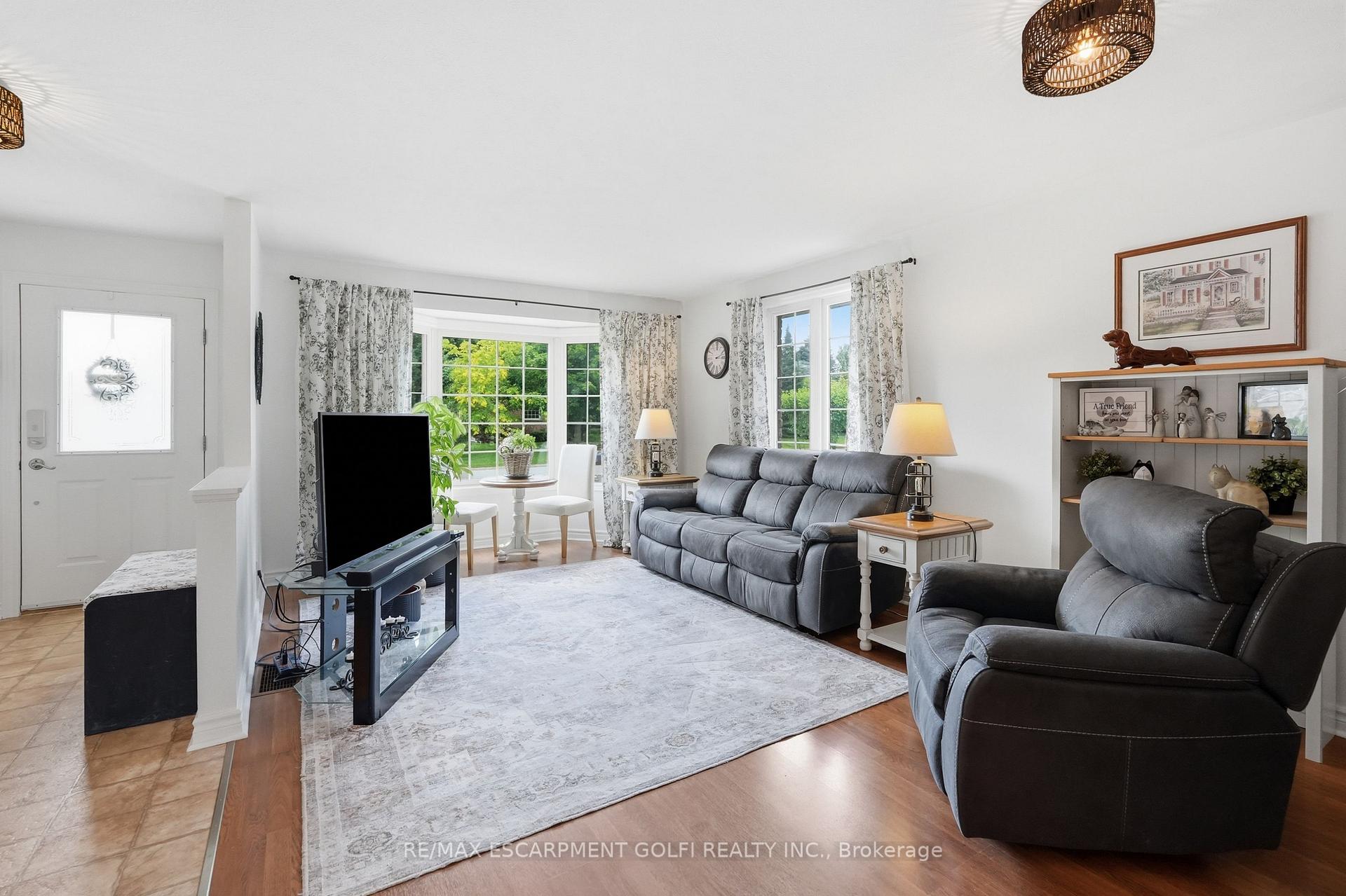 Photo 5 of 12 Schneider Drive, Norfolk, Port Dover — HOMEH