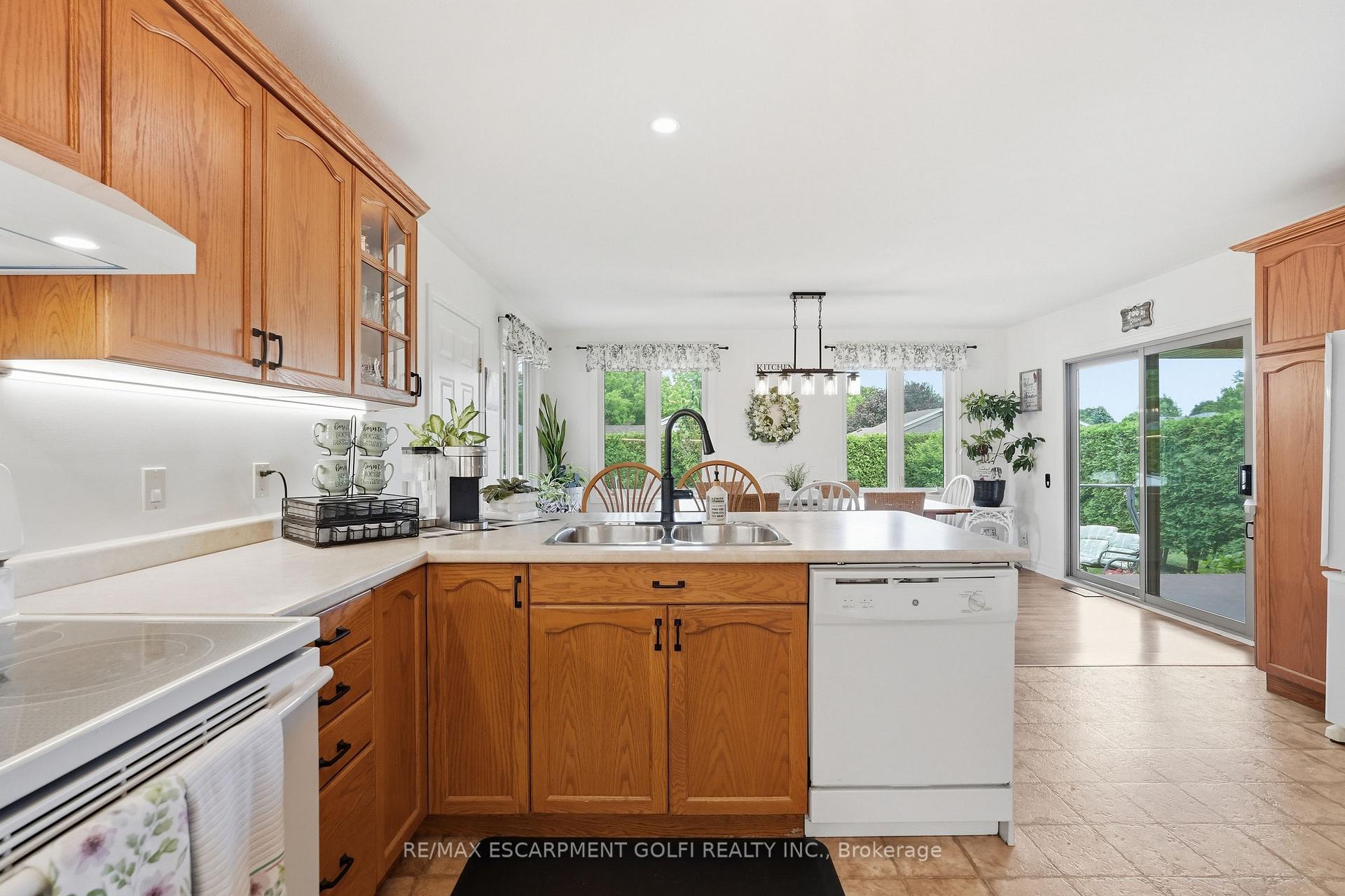 Photo 7 of 12 Schneider Drive, Norfolk, Port Dover — HOMEH