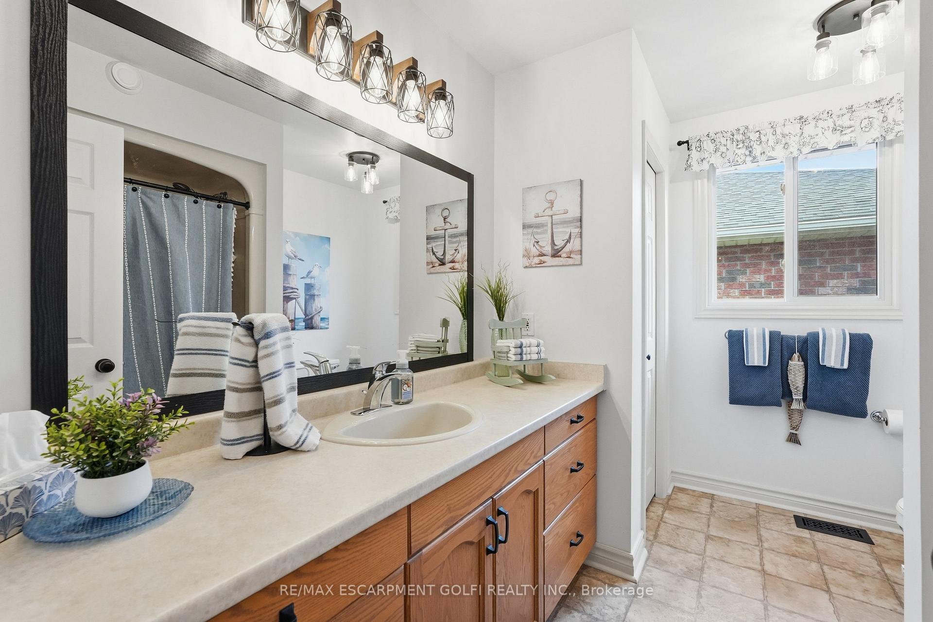 Photo 12 of 12 Schneider Drive, Norfolk, Port Dover — HOMEH