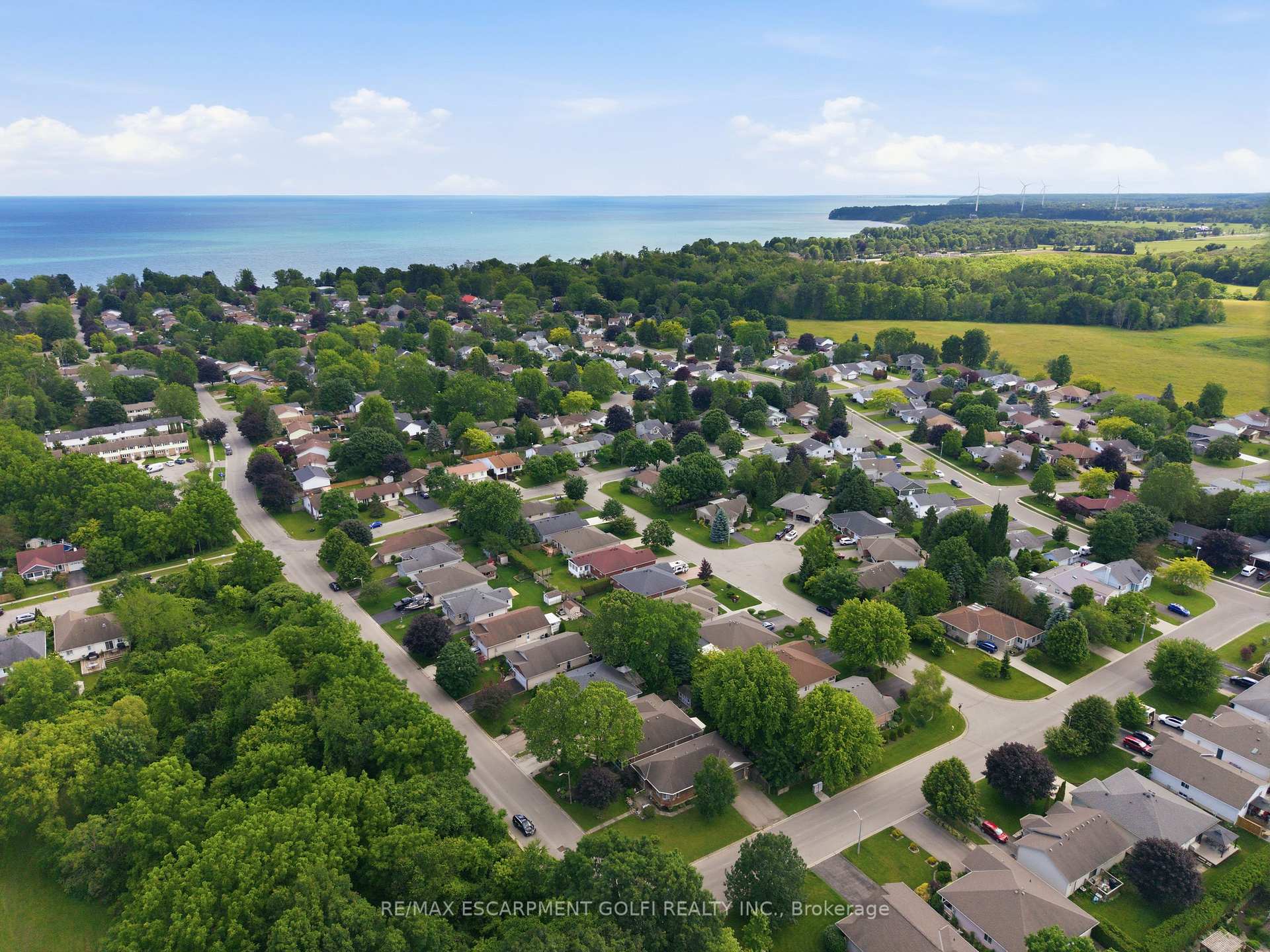 Photo 21 of 12 Schneider Drive, Norfolk, Port Dover — HOMEH
