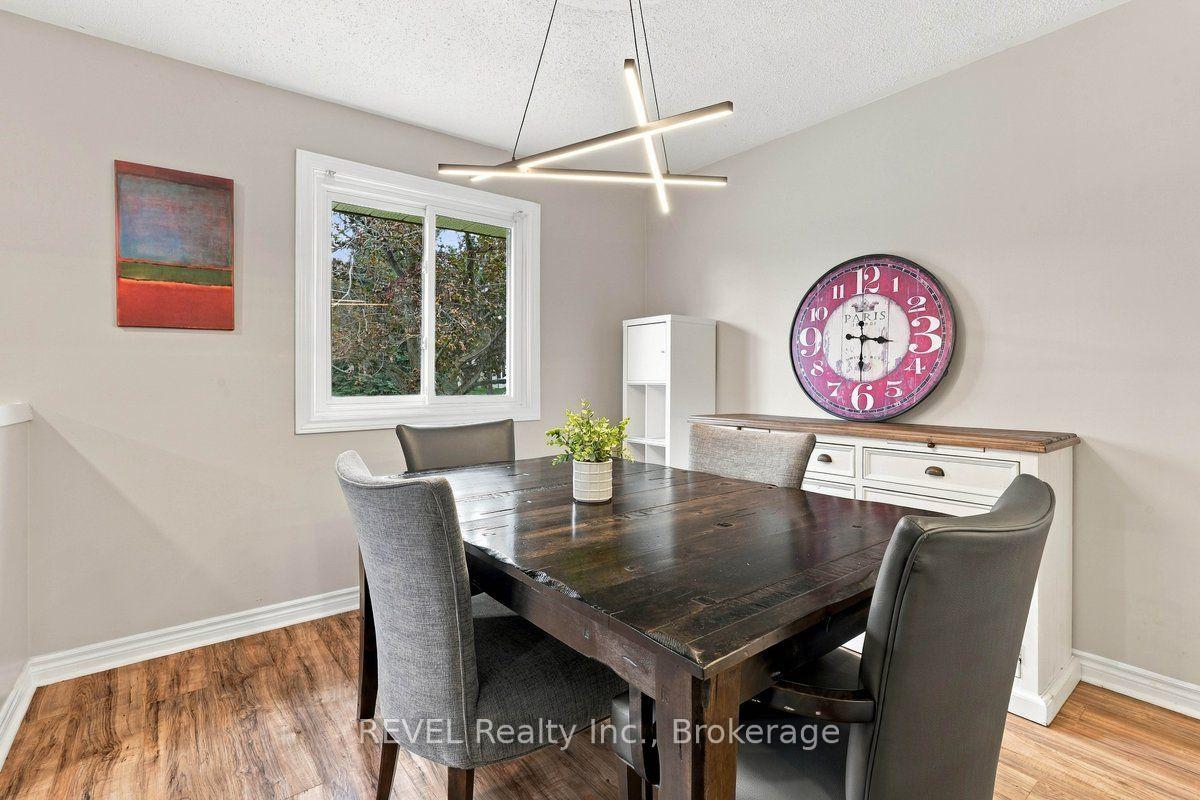Photo 10 of 92 Maple Drive, Belleville, Belleville Ward — HOMEH