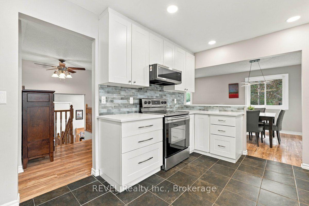 Photo 15 of 92 Maple Drive, Belleville, Belleville Ward — HOMEH