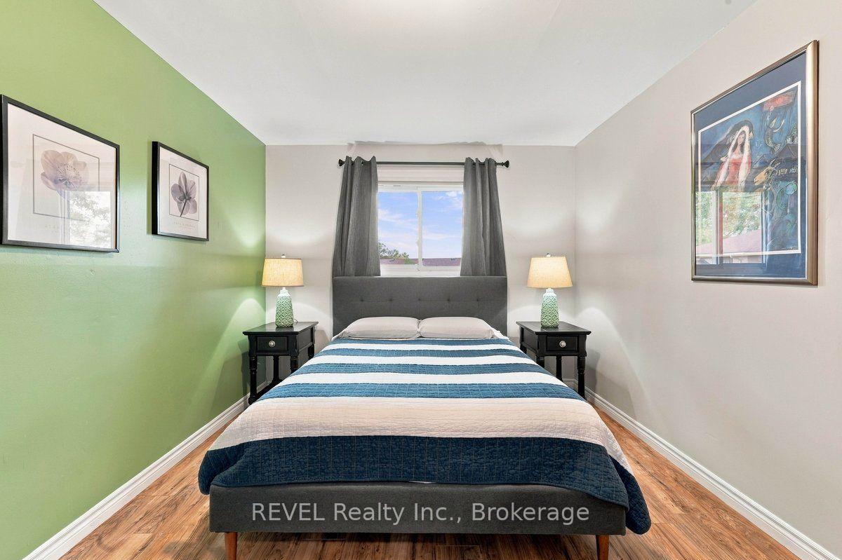 Photo 17 of 92 Maple Drive, Belleville, Belleville Ward — HOMEH
