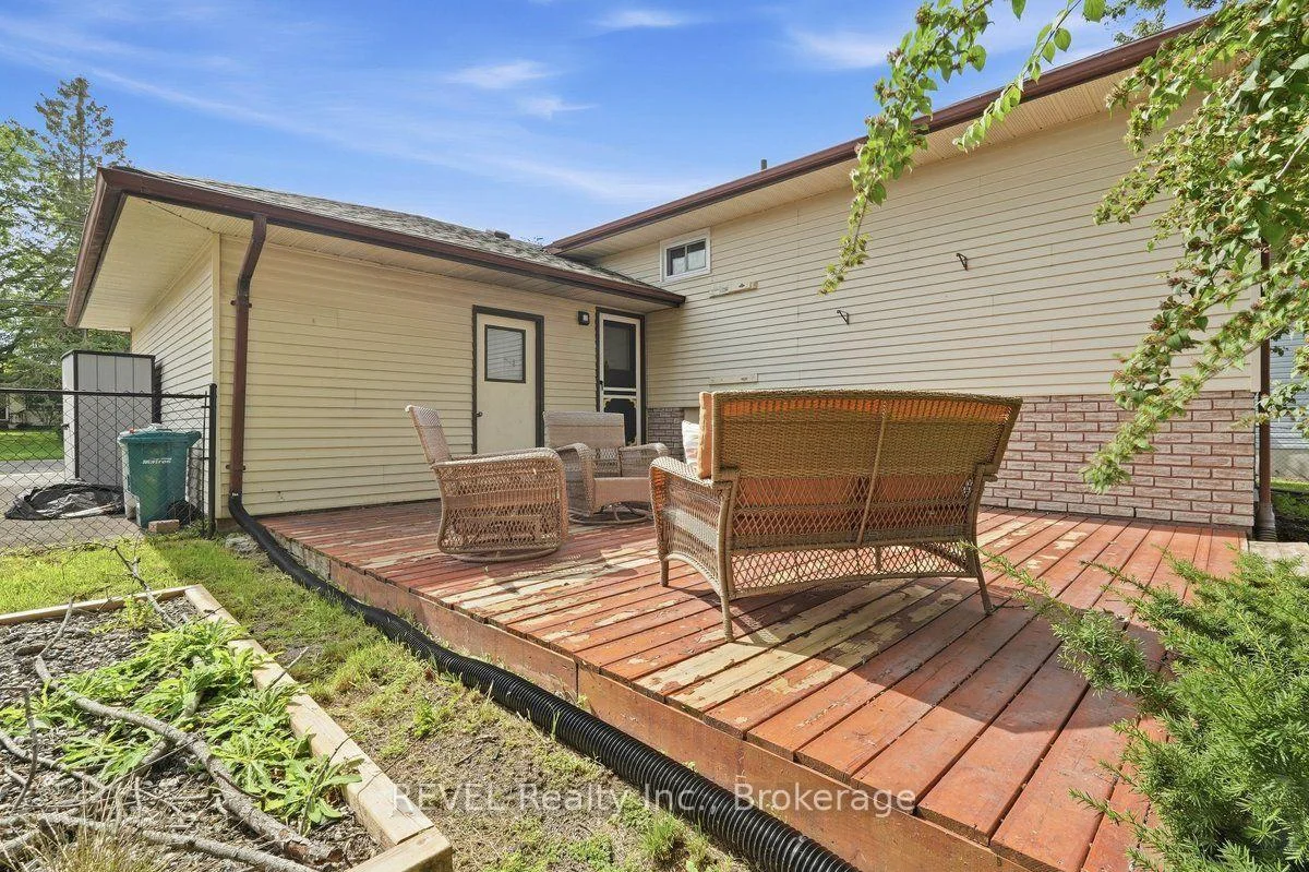 Photo 39 of 92 Maple Drive, Belleville, Belleville Ward — HOMEH