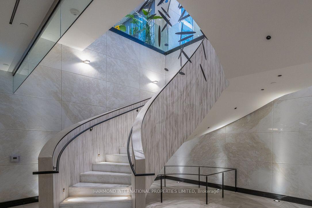 Photo 19 of Unit SPH10, 1 Edgewater Drive, Toronto, Waterfront Communities — HOMEH