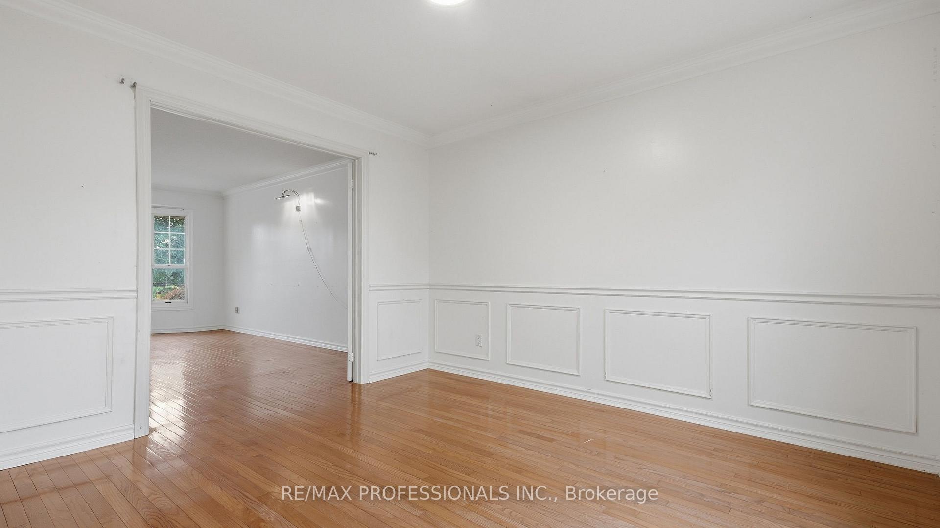 Photo 13 of 15 Strada Boulevard, St. Catharines, Rykert/Vansickle — HOMEH