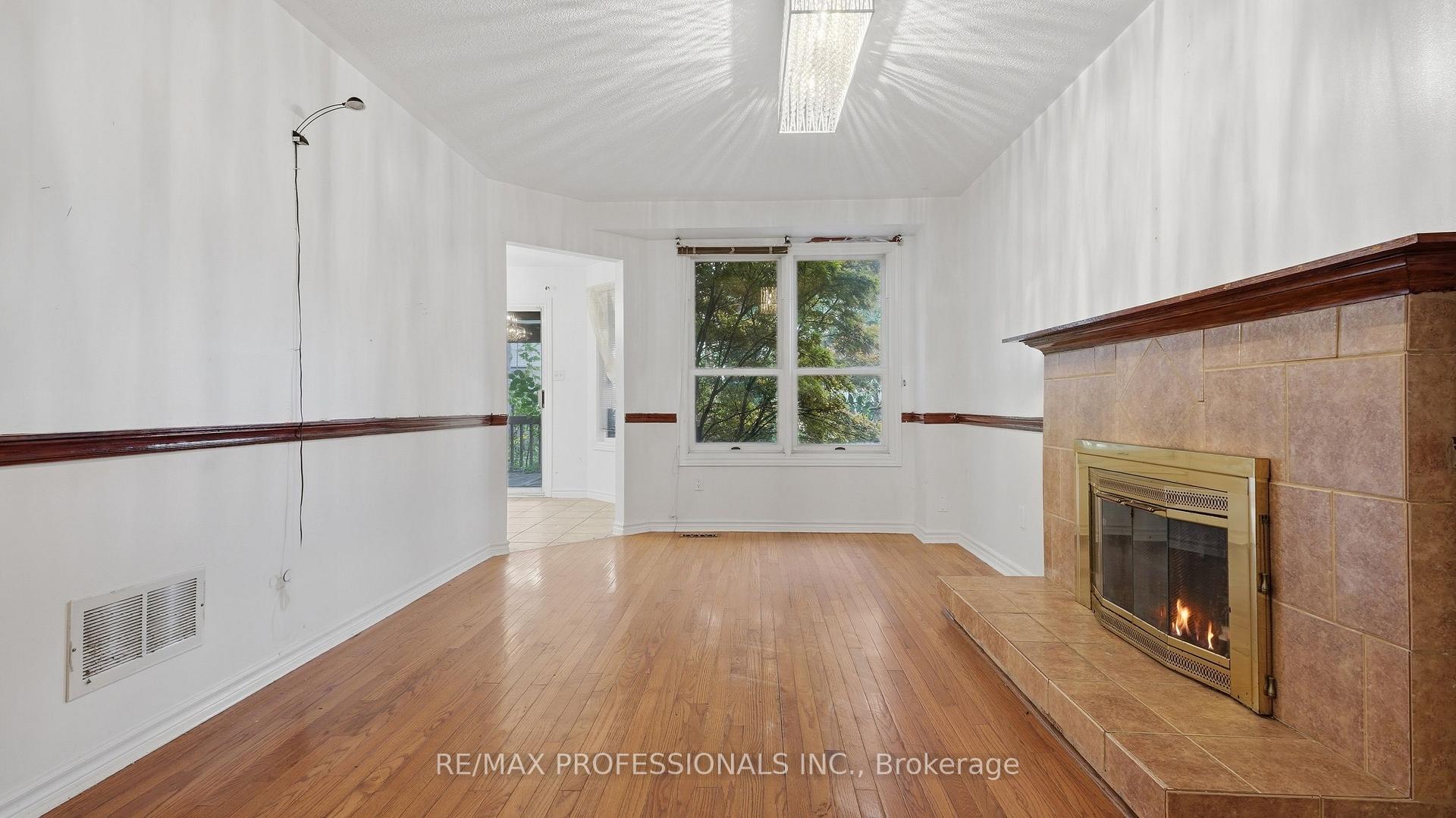 Photo 16 of 15 Strada Boulevard, St. Catharines, Rykert/Vansickle — HOMEH