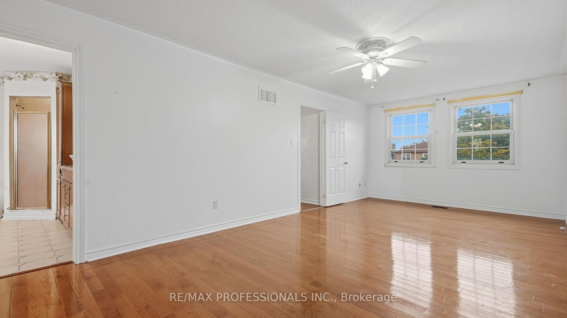 Photo 21 of 15 Strada Boulevard, St. Catharines, Rykert/Vansickle — HOMEH