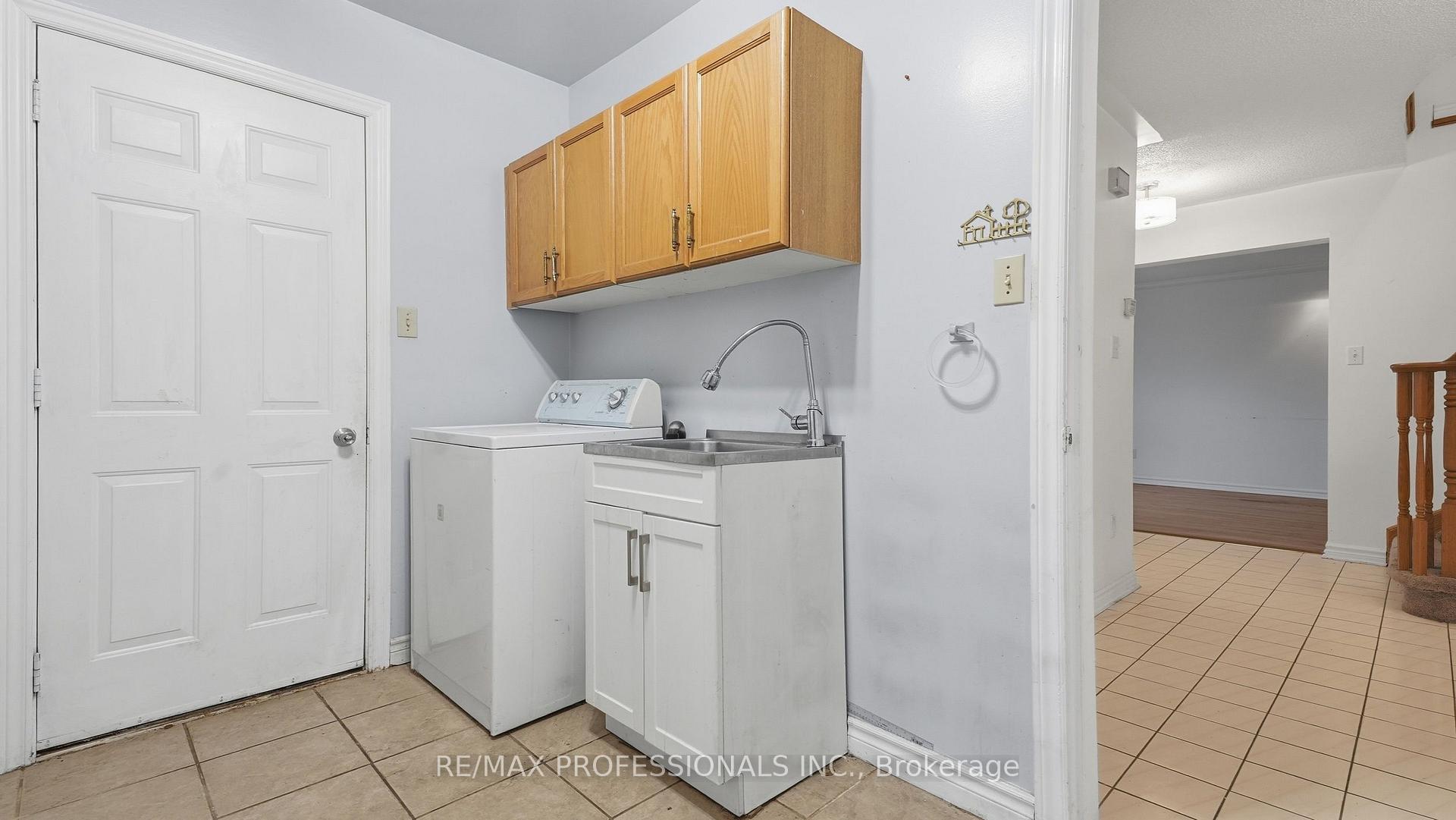 Photo 27 of 15 Strada Boulevard, St. Catharines, Rykert/Vansickle — HOMEH