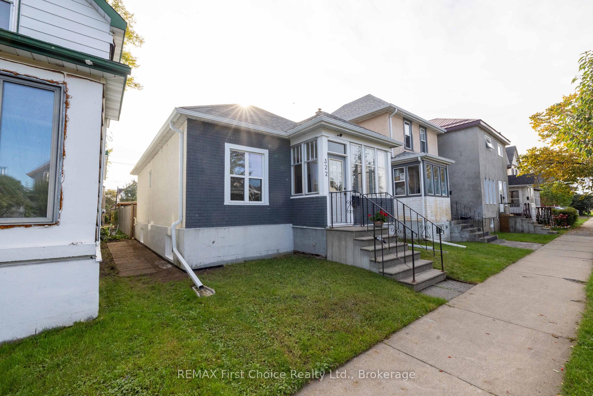 Photo 2 of 322 Ogden Street, Thunder Bay, East End — HOMEH