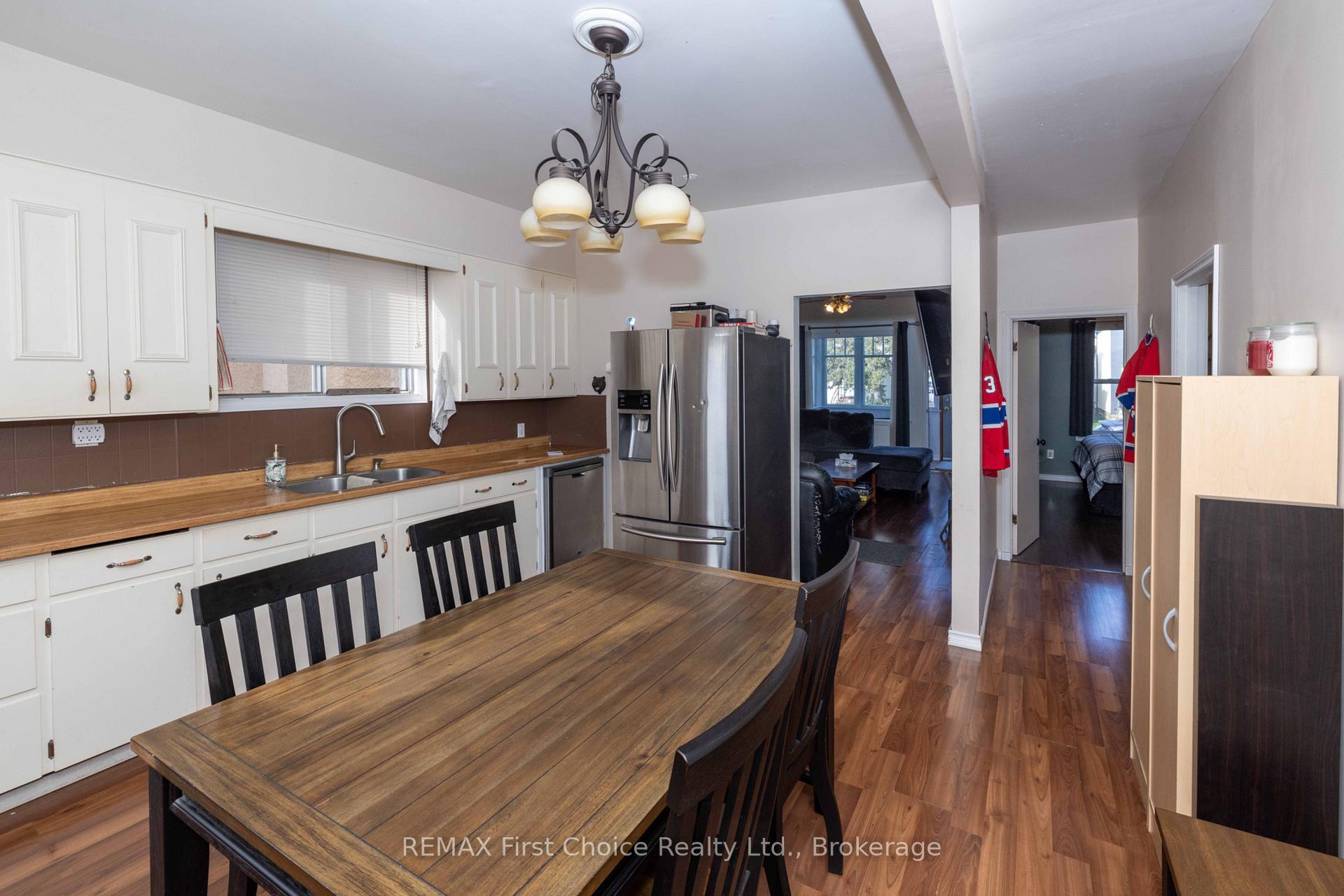 Photo 7 of 322 Ogden Street, Thunder Bay, East End — HOMEH