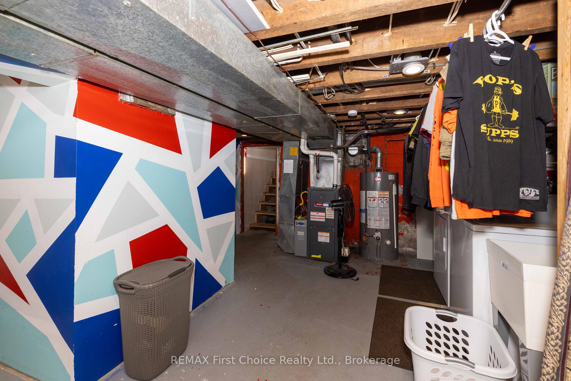 Photo 15 of 322 Ogden Street, Thunder Bay, East End — HOMEH