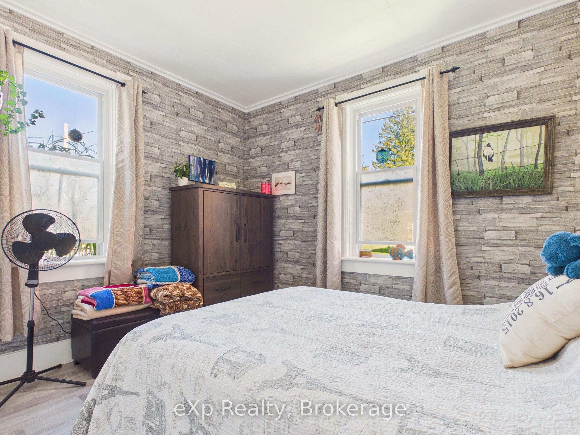 Photo 24 of 386 6th Avenue, Hanover — HOMEH