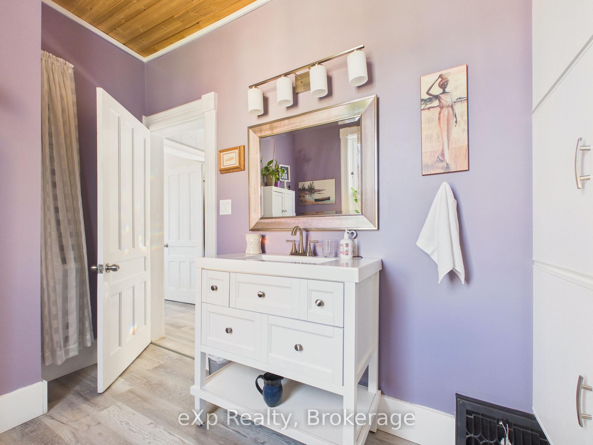 Photo 25 of 386 6th Avenue, Hanover — HOMEH