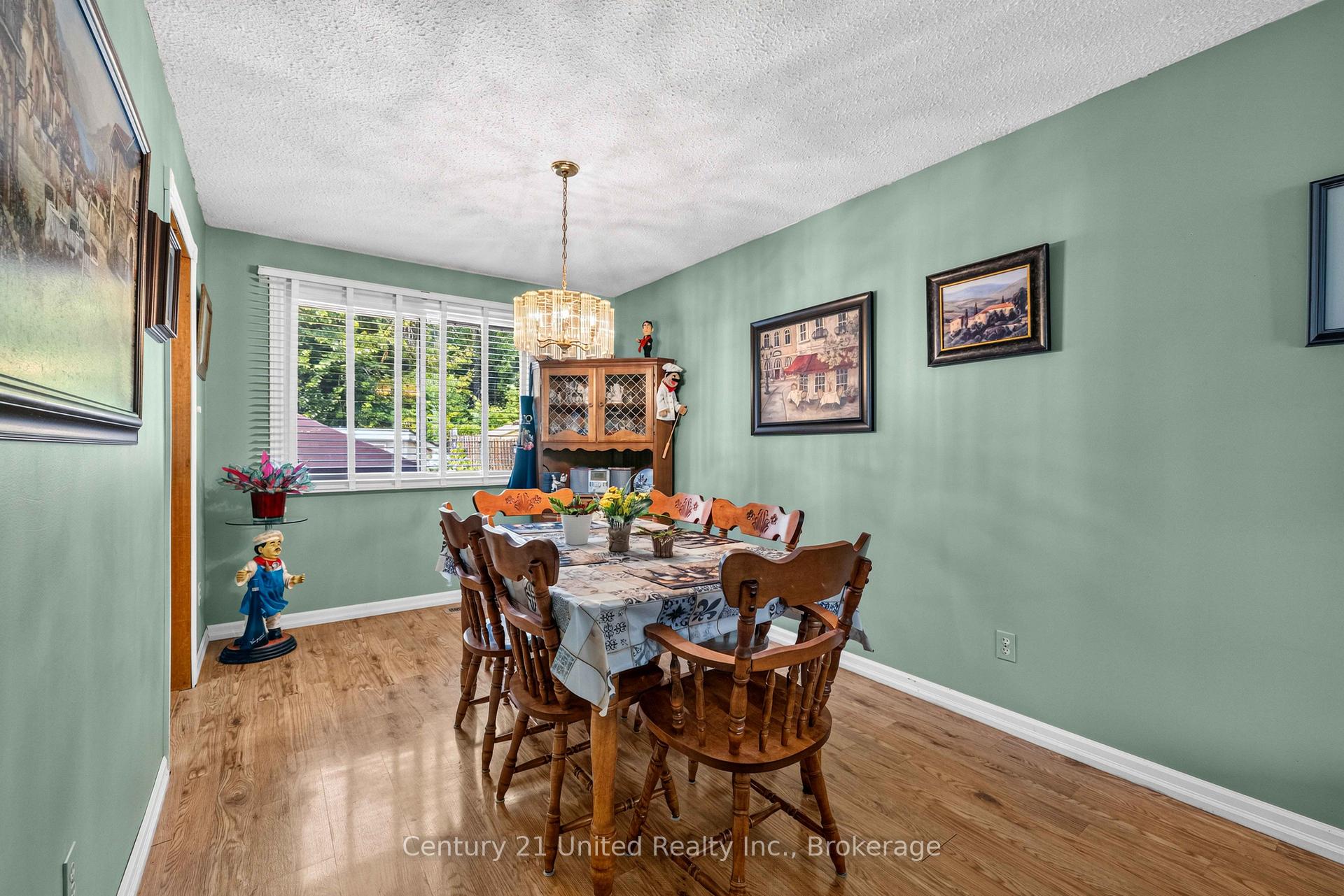 Photo 11 of 941 Golfview Road, Peterborough, Otonabee Ward 1 — HOMEH