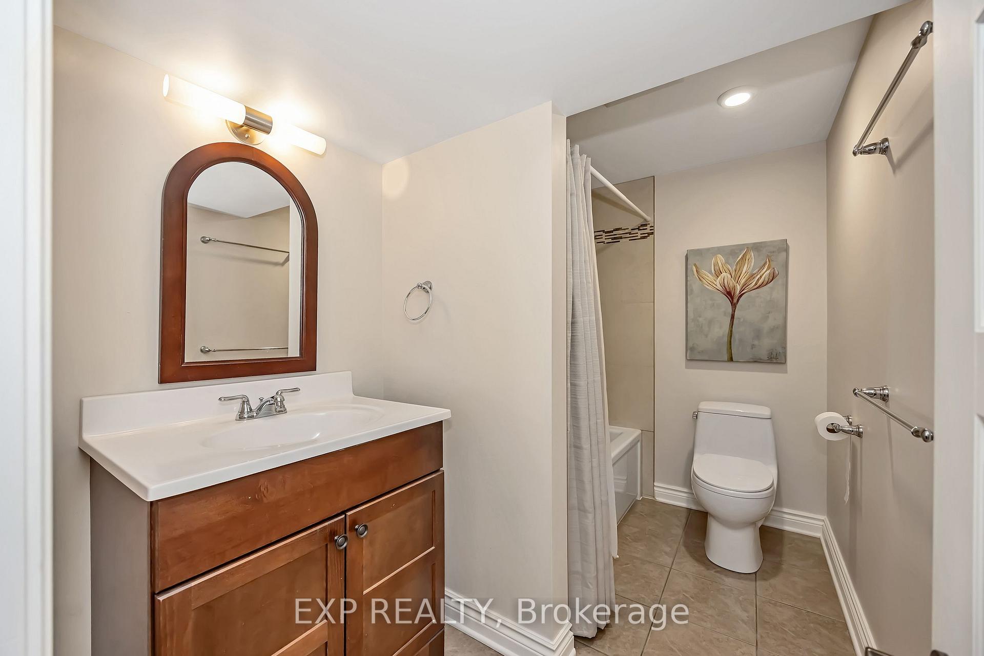 Photo 34 of 134 Broadway Avenue, Ottawa, Glebe — HOMEH