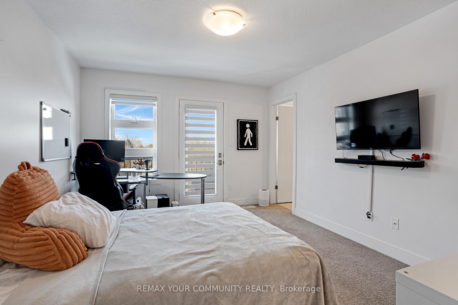 Photo 23 of Unit 63, 60 Arkell Road, Guelph, Kortright East — HOMEH