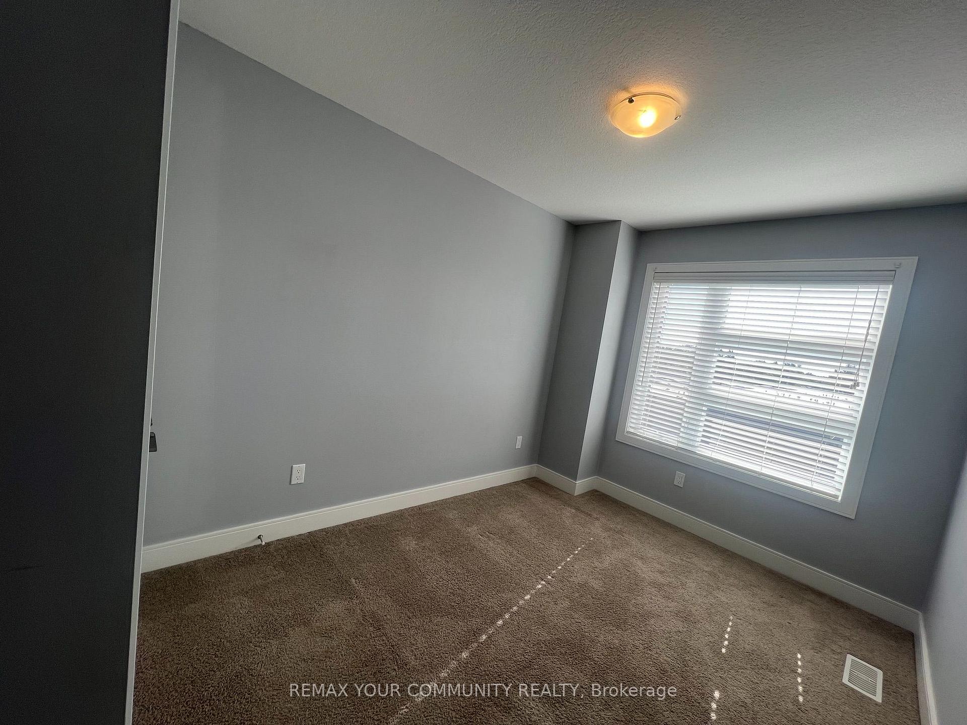 Photo 32 of Unit 63, 60 Arkell Road, Guelph, Kortright East — HOMEH