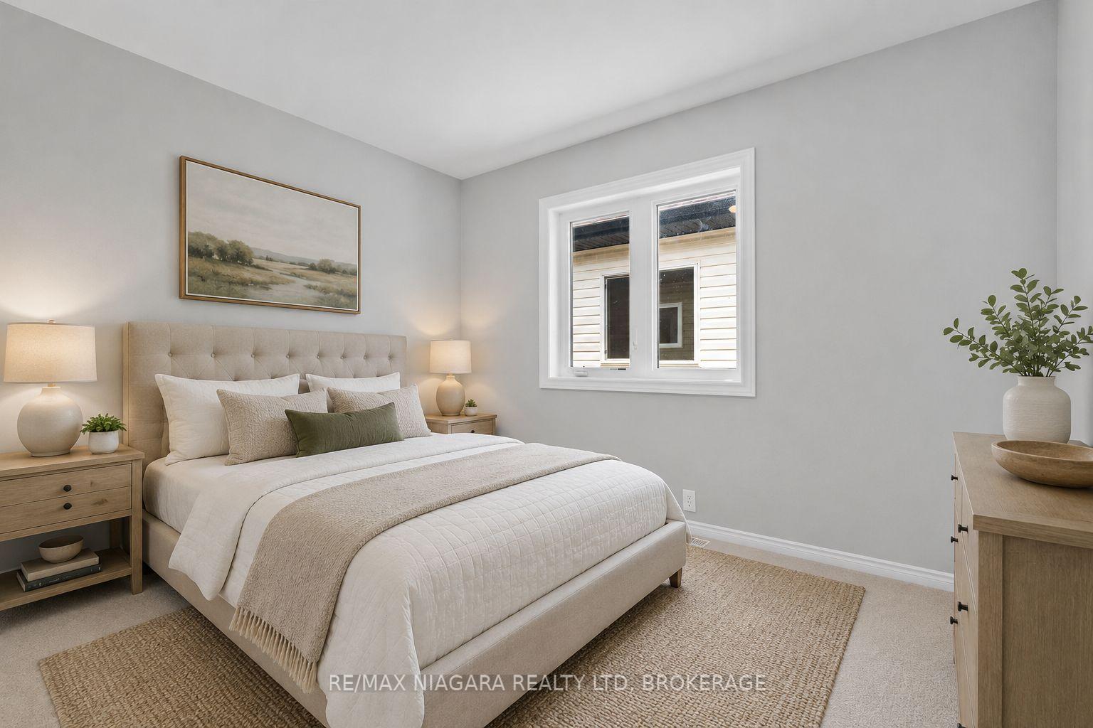 Photo 14 of 47 Superior Street, Welland, Dain City — HOMEH