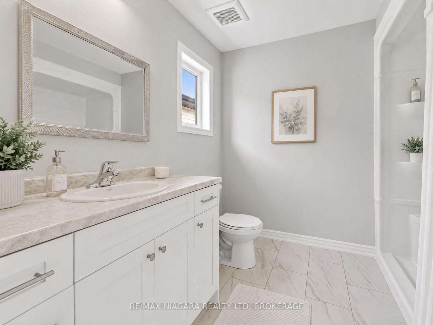 Photo 18 of 47 Superior Street, Welland, Dain City — HOMEH