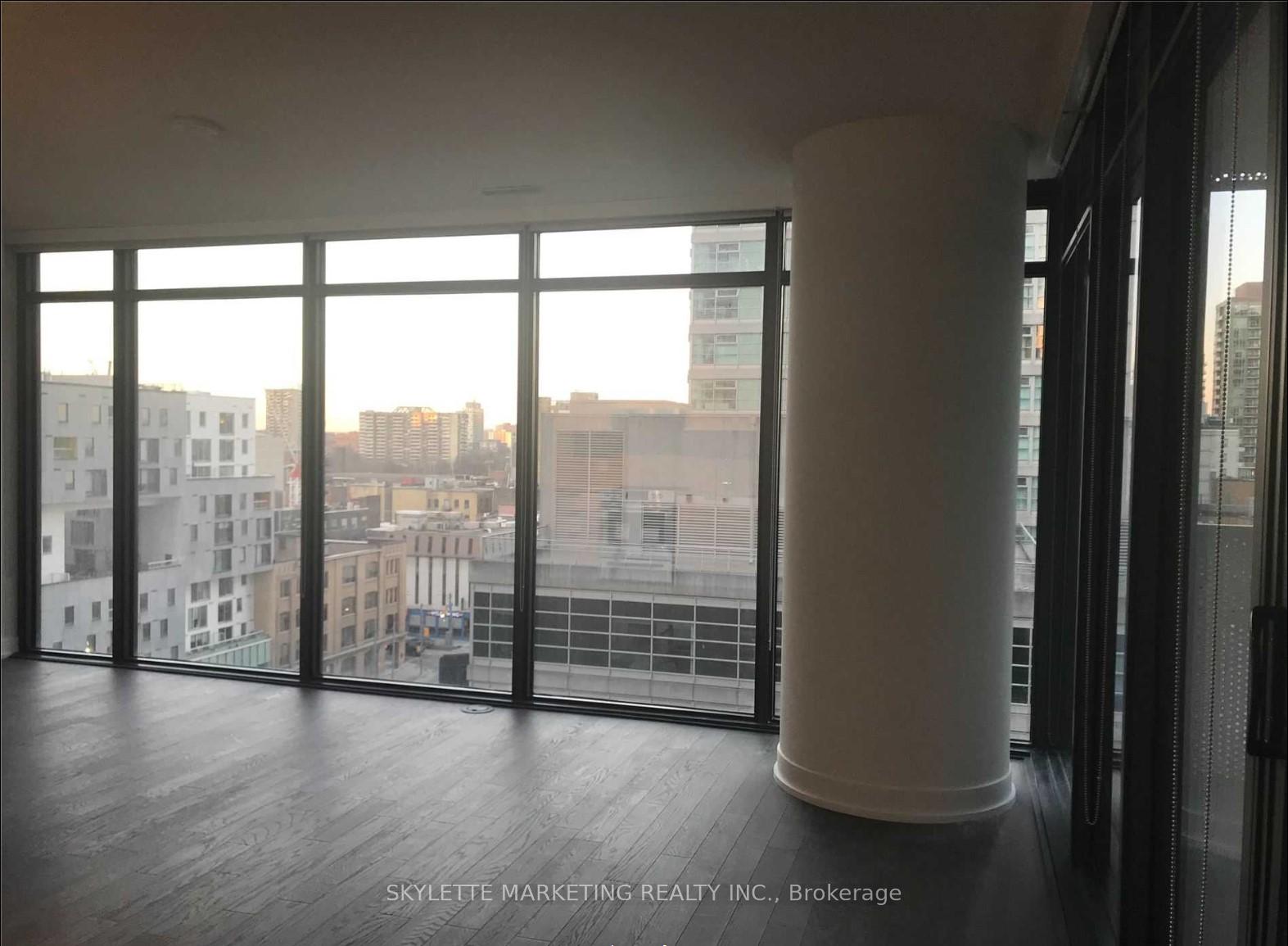 Photo 7 of Unit 803, 25 Richmond Street E, Toronto, Church-Yonge Corridor — HOMEH