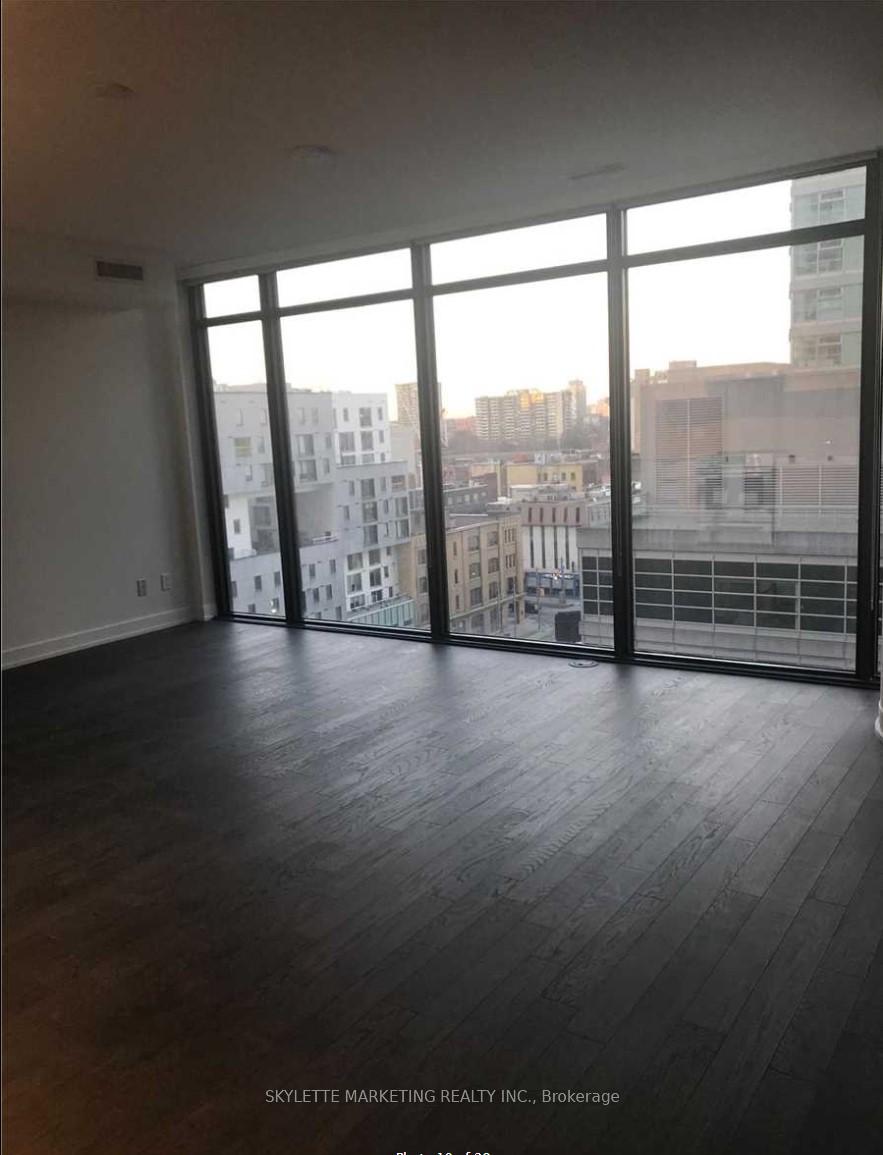 Photo 8 of Unit 803, 25 Richmond Street E, Toronto, Church-Yonge Corridor — HOMEH
