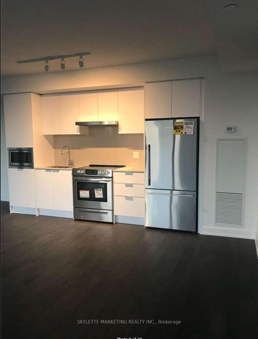 Photo 9 of Unit 803, 25 Richmond Street E, Toronto, Church-Yonge Corridor — HOMEH