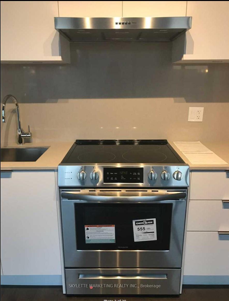Photo 11 of Unit 803, 25 Richmond Street E, Toronto, Church-Yonge Corridor — HOMEH