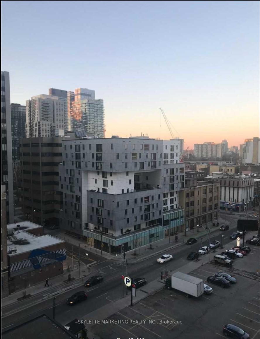 Photo 28 of Unit 803, 25 Richmond Street E, Toronto, Church-Yonge Corridor — HOMEH