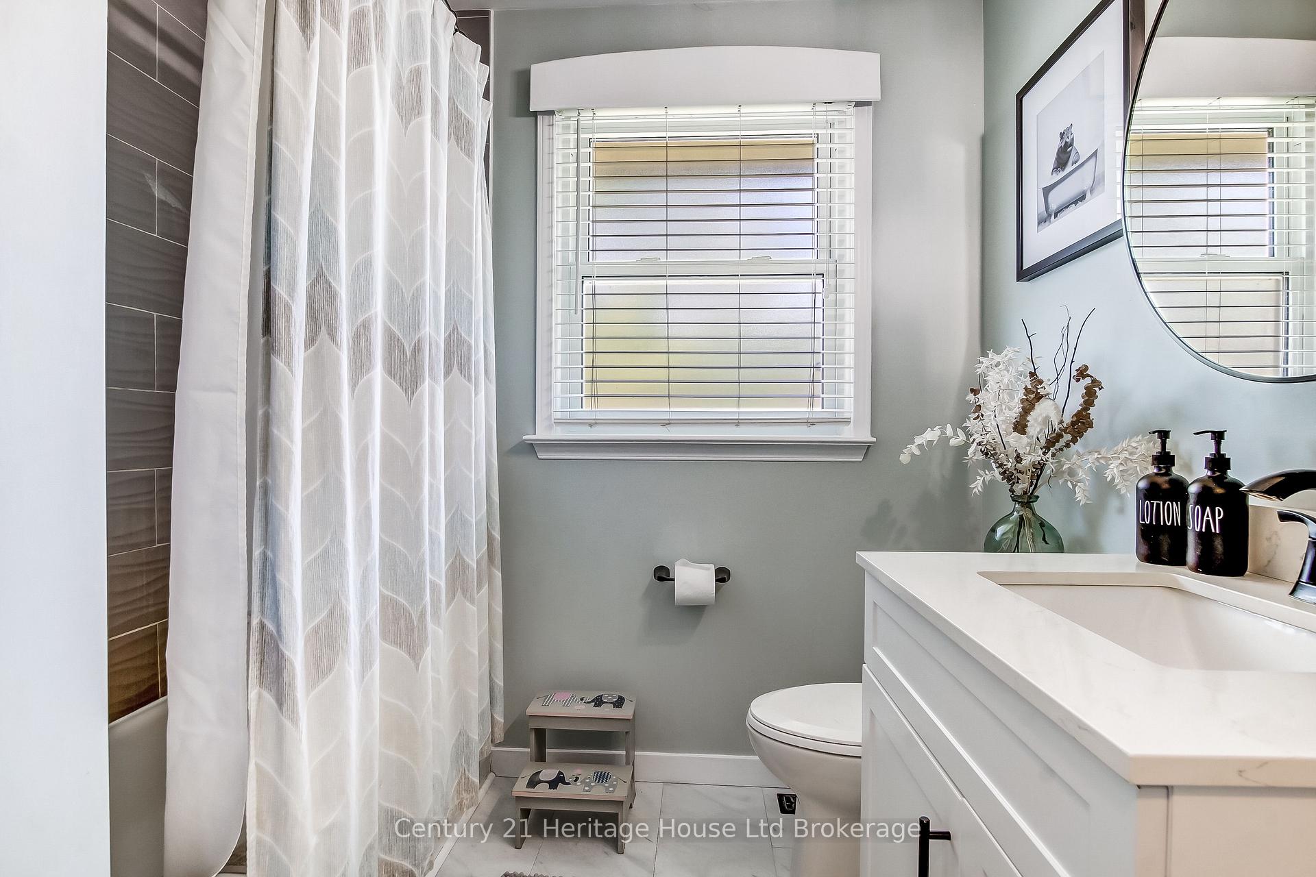 Photo 15 of 219 Brock Street, Zorra, Thamesford — HOMEH