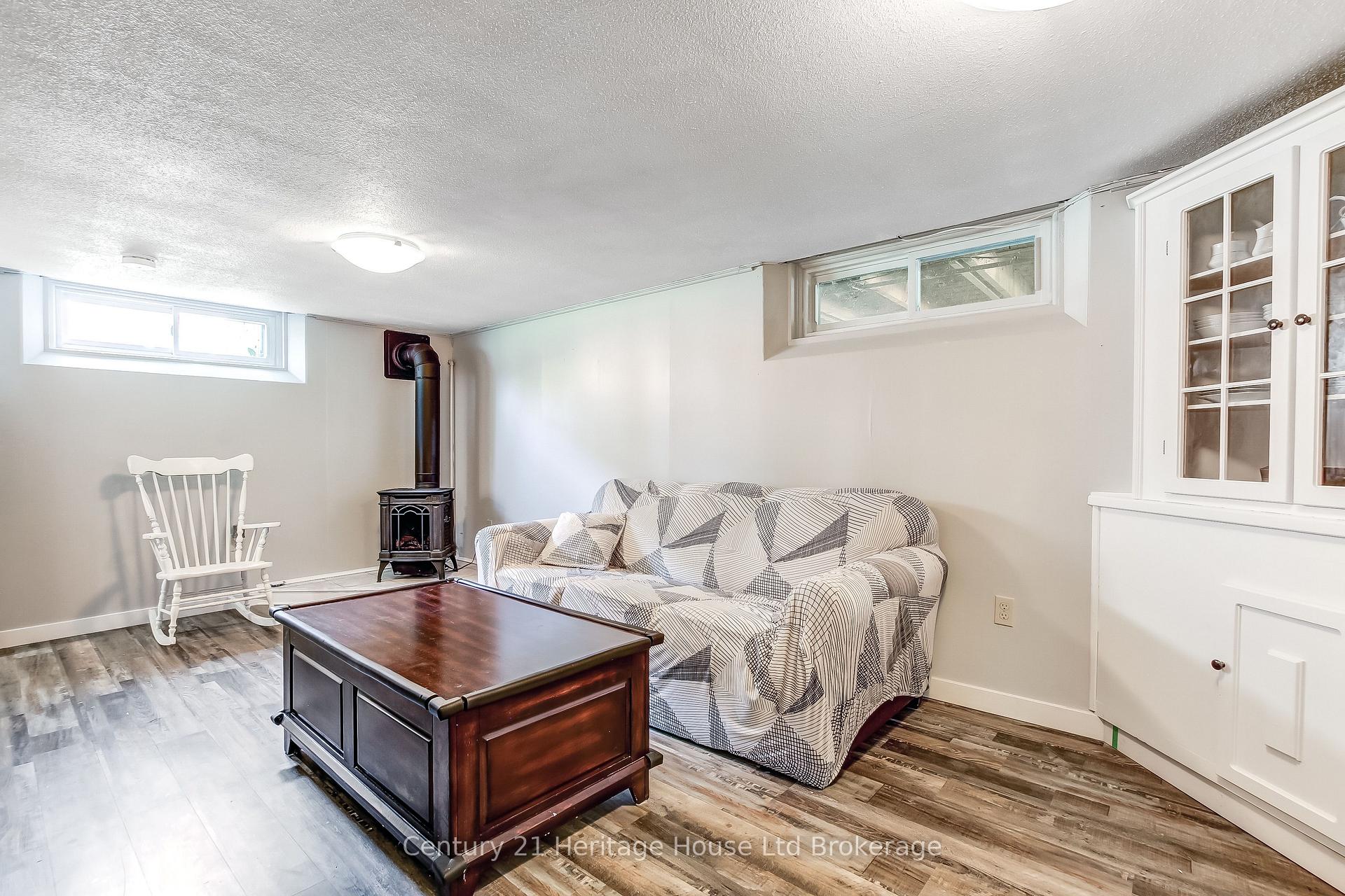Photo 16 of 219 Brock Street, Zorra, Thamesford — HOMEH