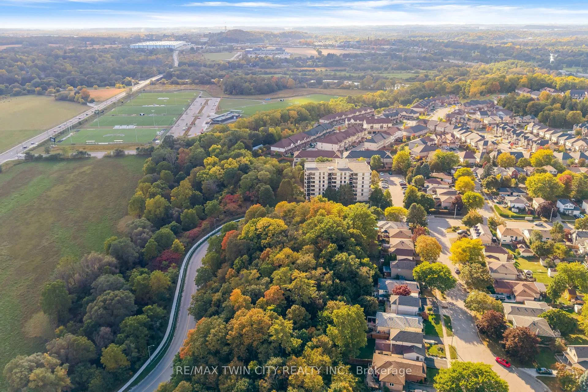 Photo 7 of 683 Preston Parkway, Cambridge, Clemens Mills/Saginaw — HOMEH
