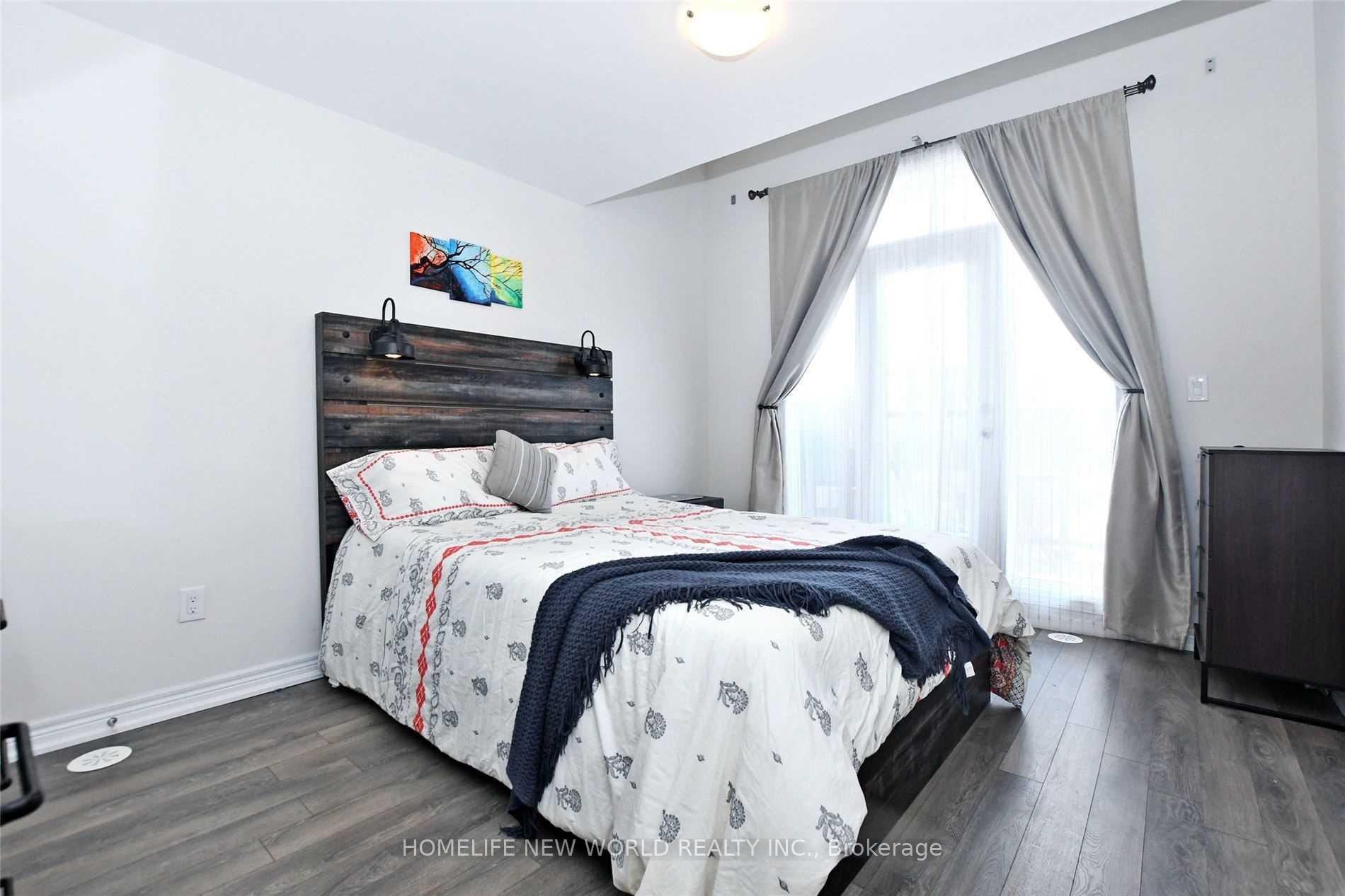 Photo 6 of Unit 15, 105 Kayla Crescent, Vaughan, Maple — HOMEH