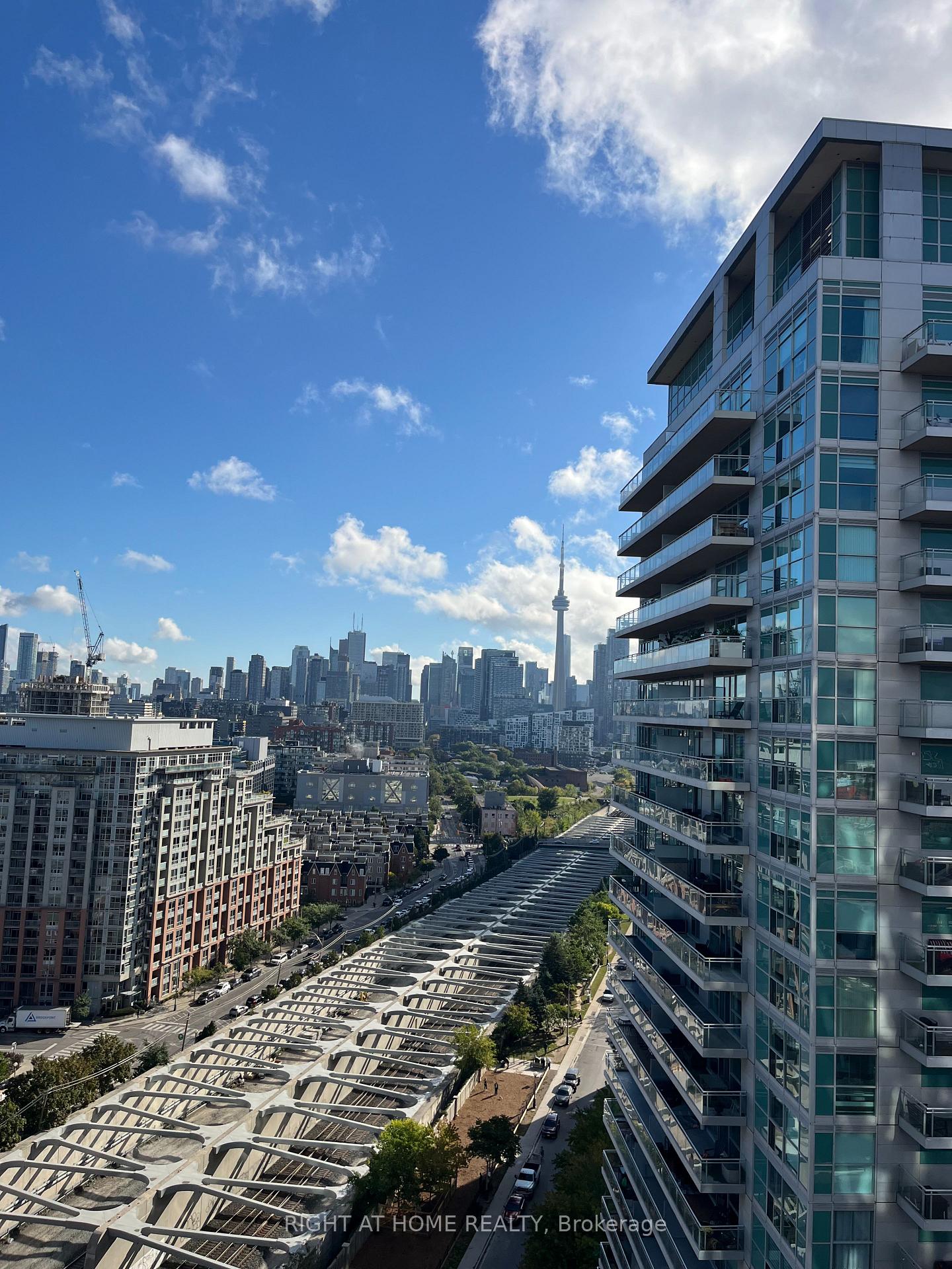 Photo 5 of Unit 2003, 125 Western Battery Road, Toronto, Niagara — HOMEH