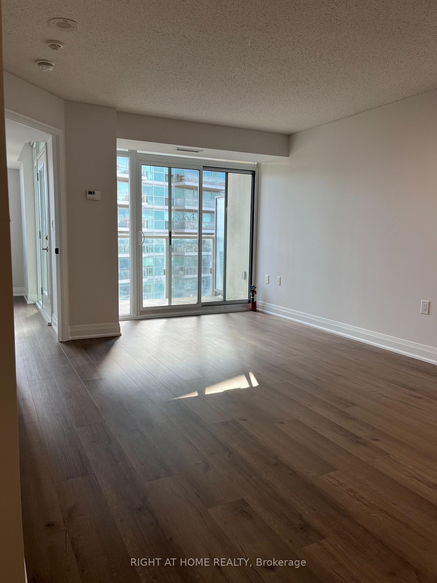 Photo 11 of Unit 2003, 125 Western Battery Road, Toronto, Niagara — HOMEH
