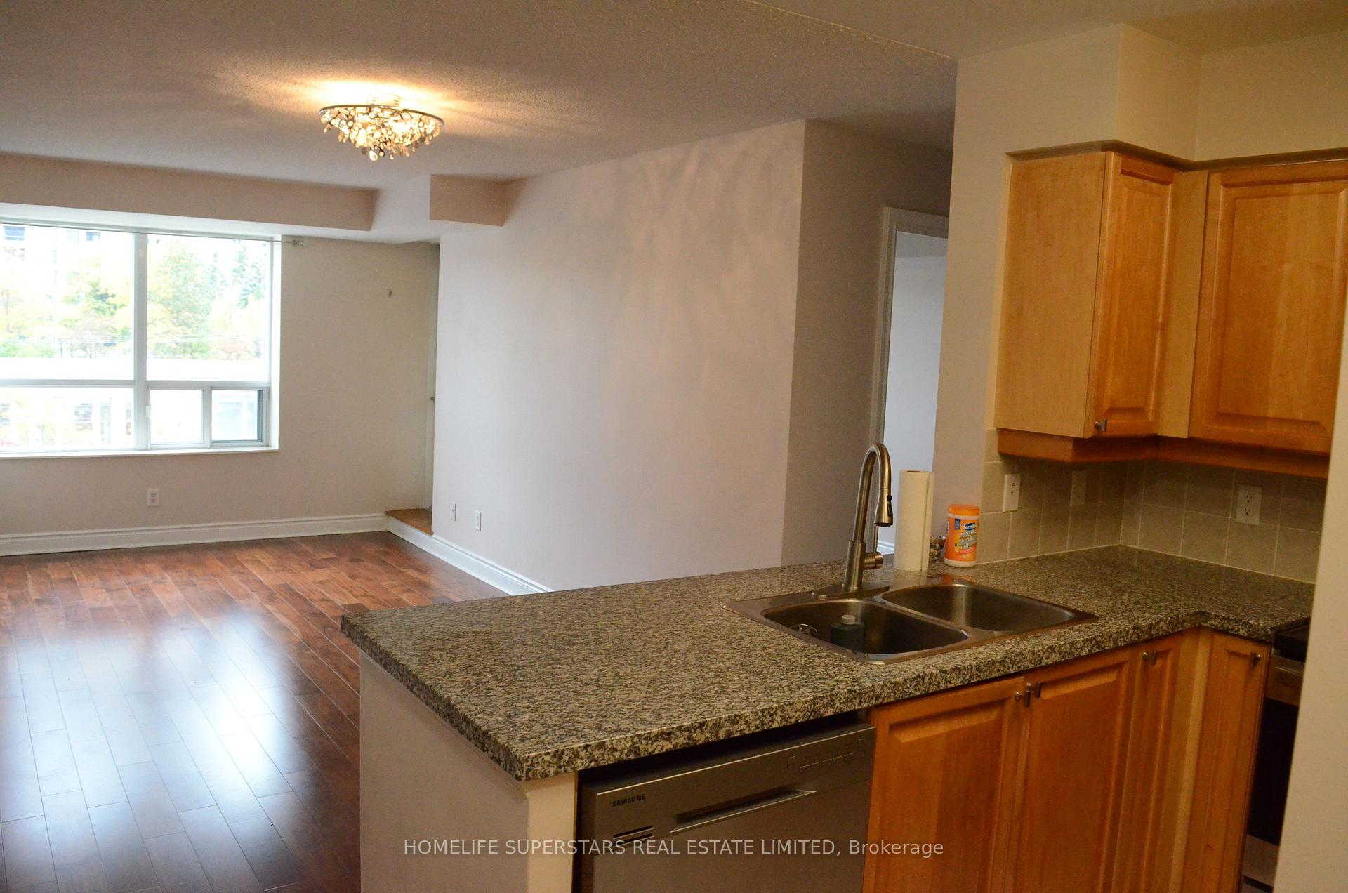 Photo 3 of Unit 508, 8 Mckee Avenue, North York, Willowdale East — HOMEH