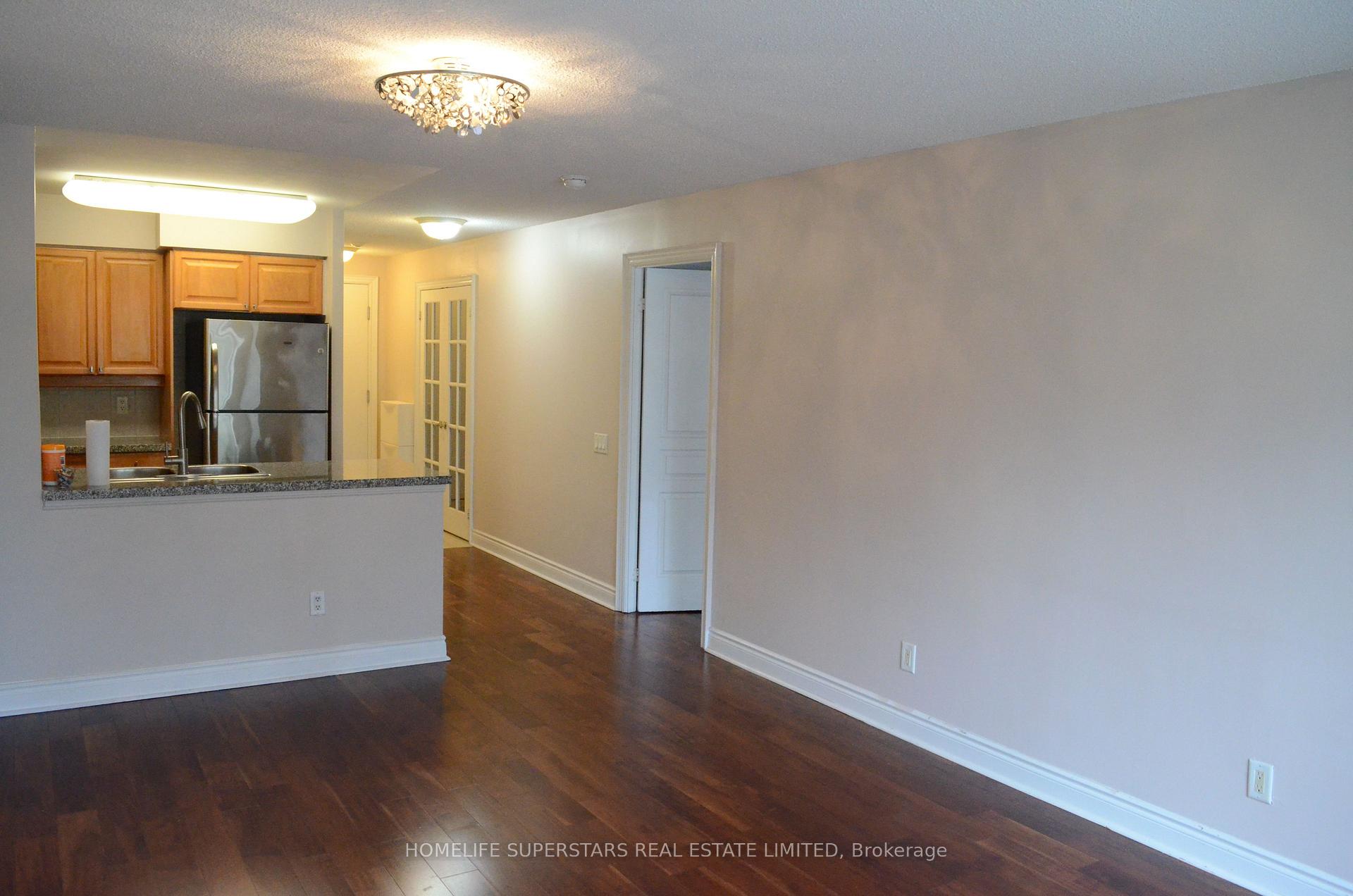 Photo 5 of Unit 508, 8 Mckee Avenue, North York, Willowdale East — HOMEH