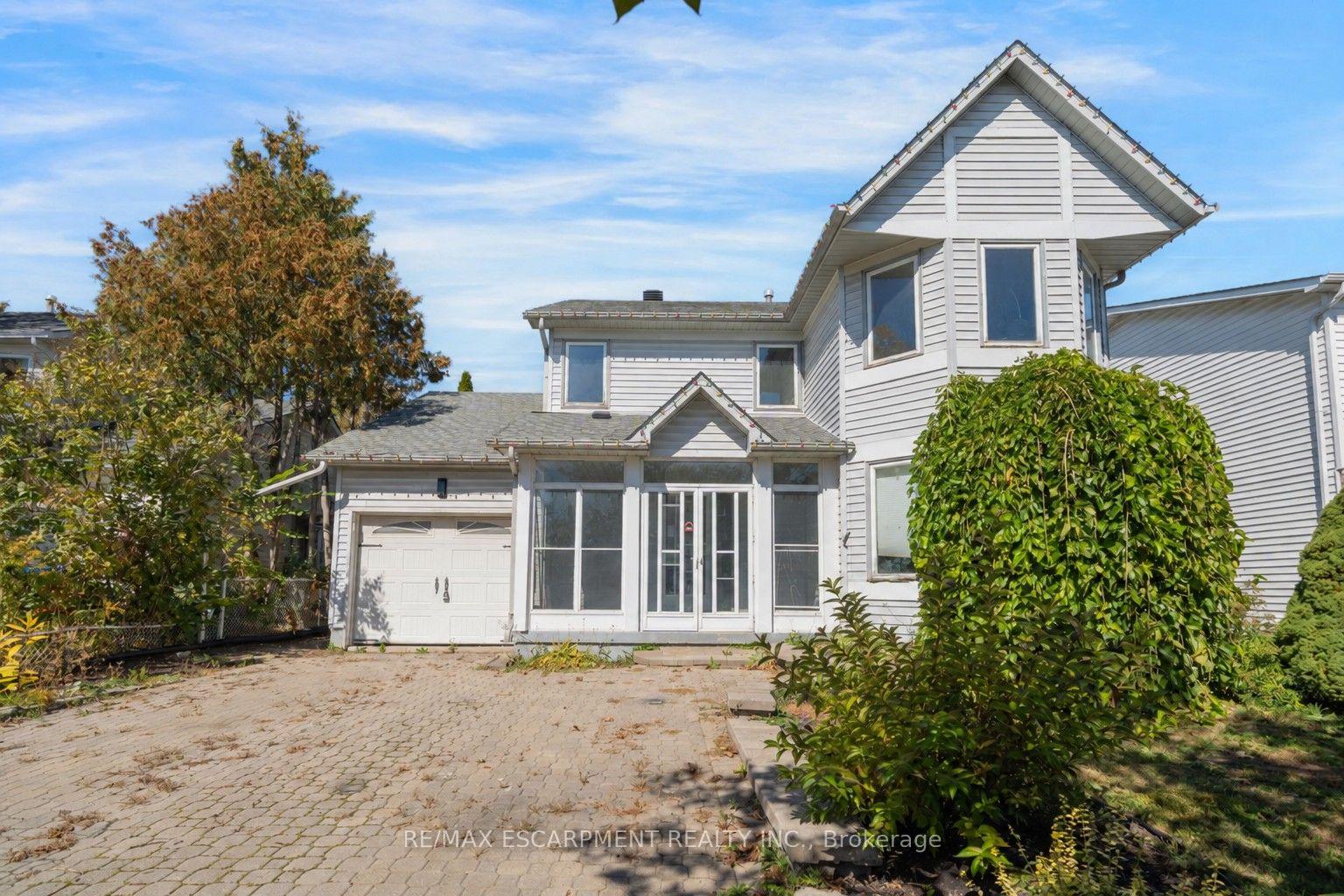 Photo 1 of 1944 Applewood Avenue, Innisfil, Alcona — HOMEH
